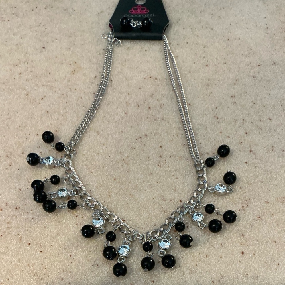Paparazzi Black and Silver Beaded Necklace
